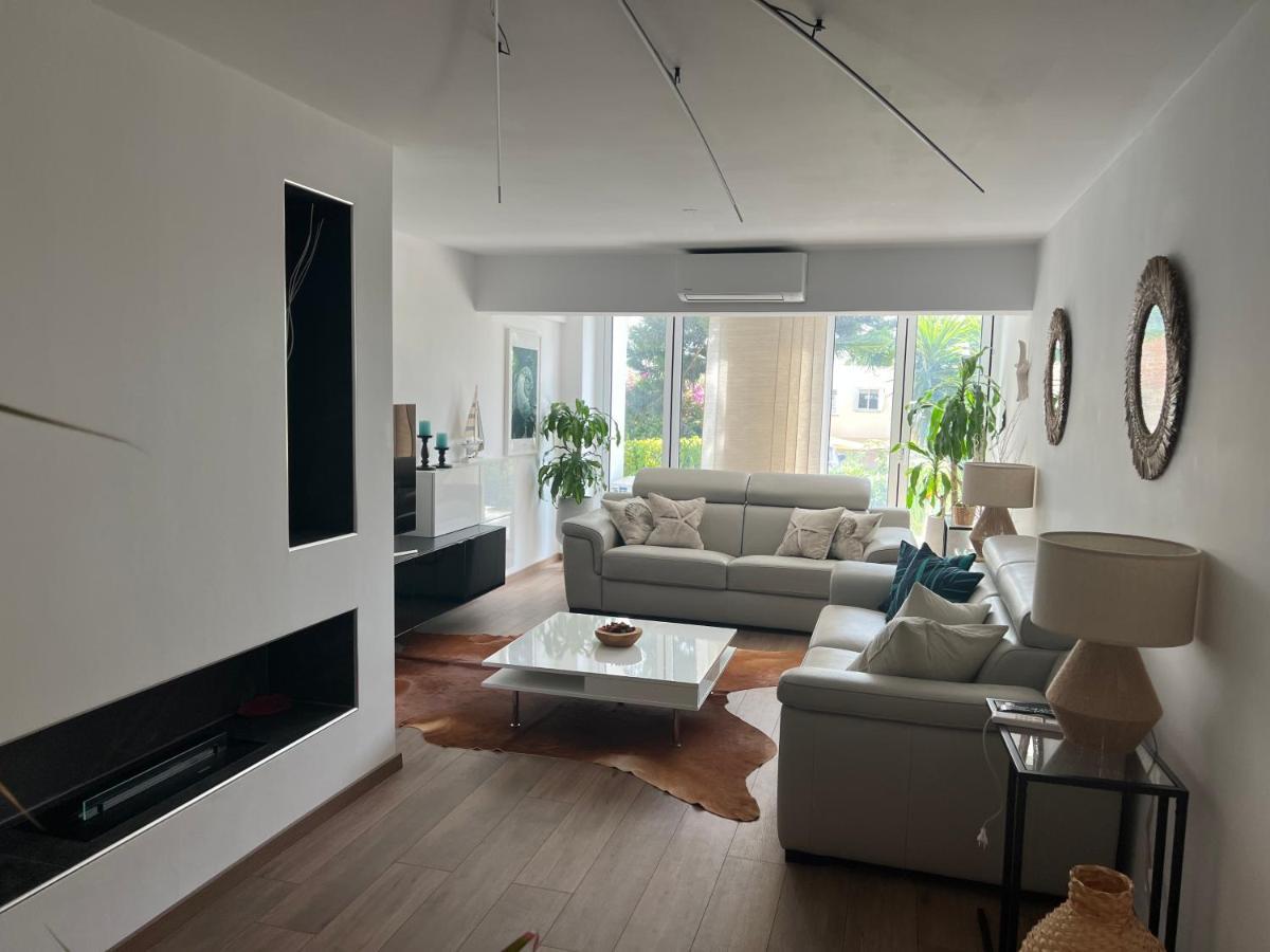 Modern Seaview Townhouse In Coral Bay (Adults Only) Apartment Peyia Exterior photo