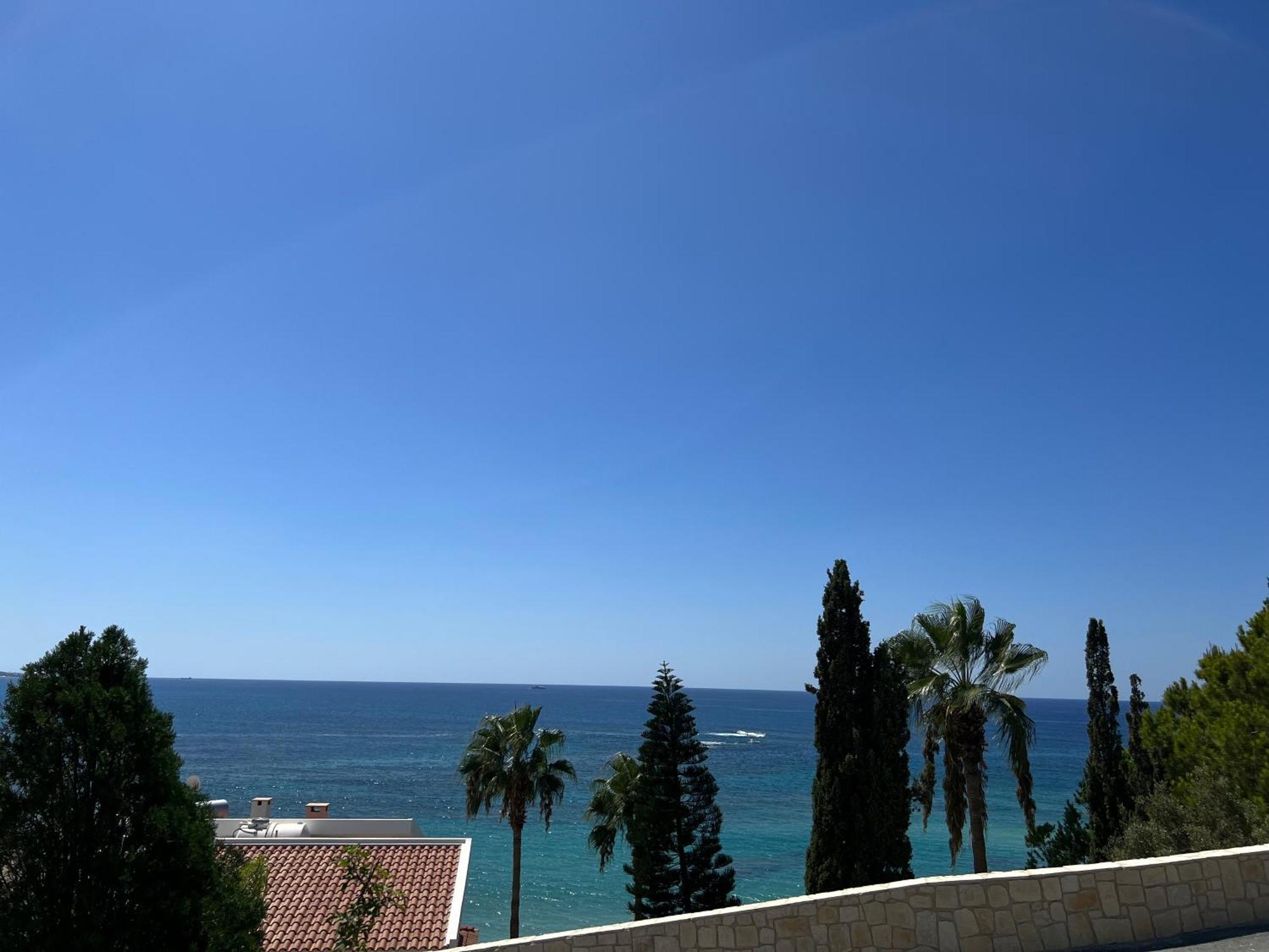 Modern Seaview Townhouse In Coral Bay (Adults Only) Apartment Peyia Exterior photo